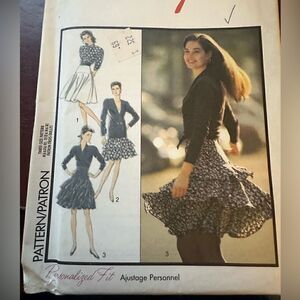 UNCUT  Dress Sewing Patterns 1487 Variations Vintage